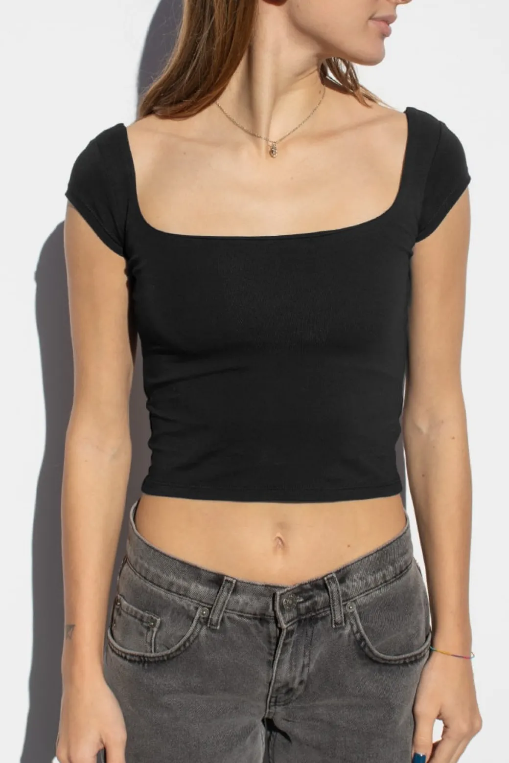 Camiseta escote cuadrado