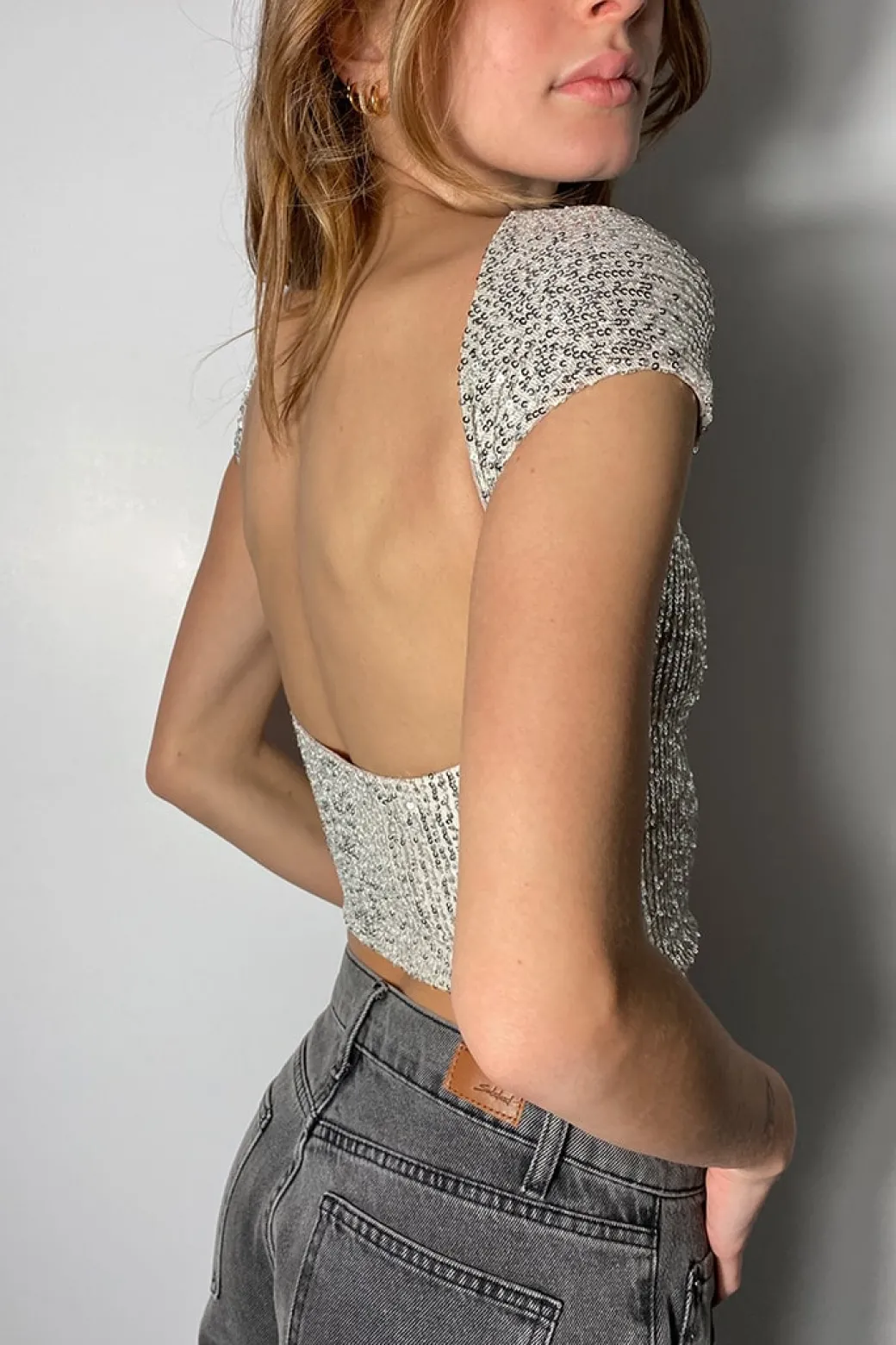 Camiseta espalda descubierta