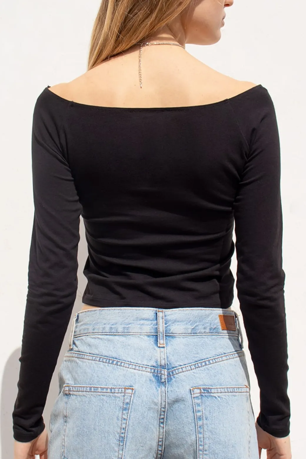 Camiseta off-shoulders