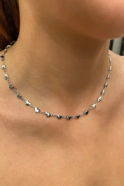 Collar choker corazones