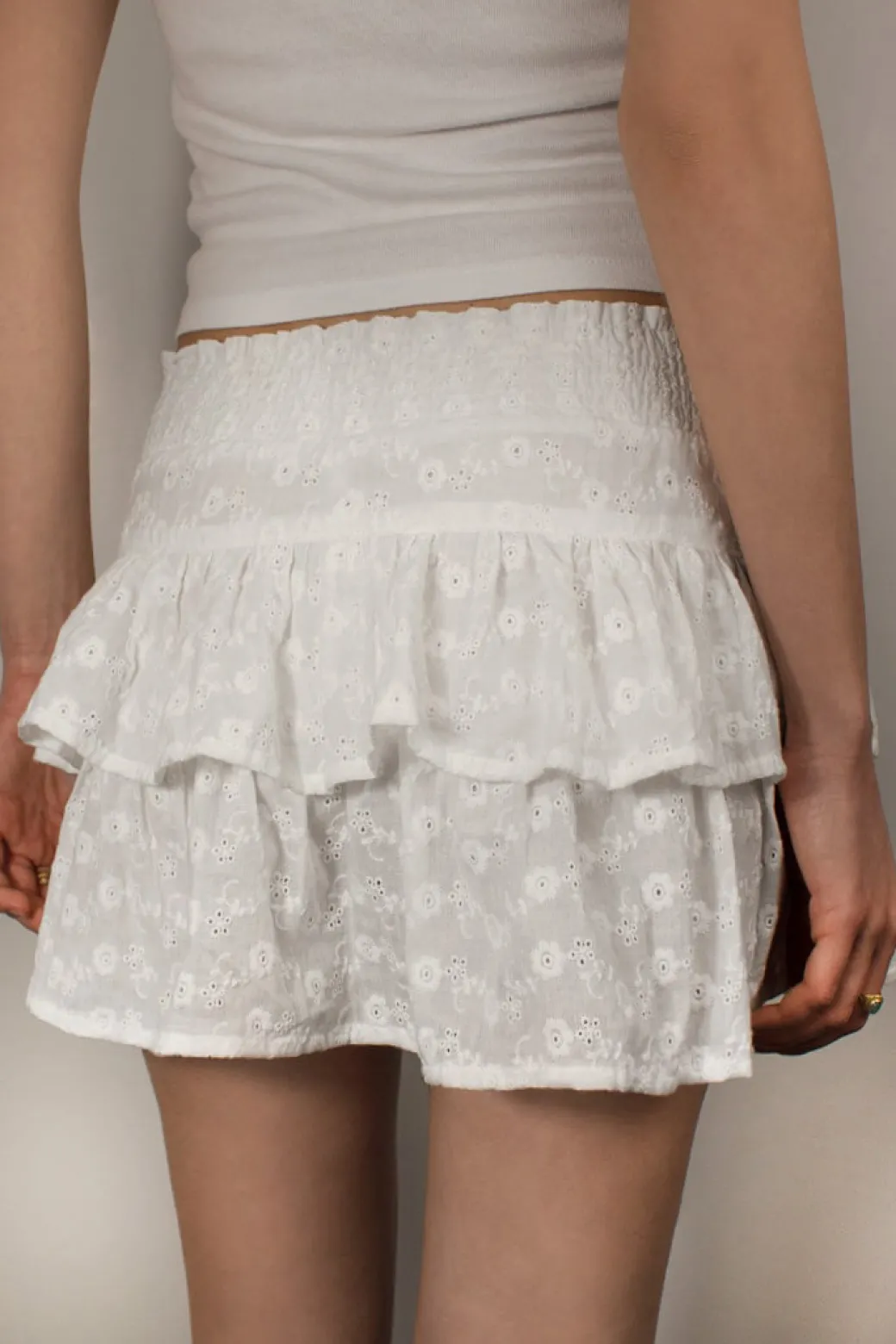 Falda volantes sangallo