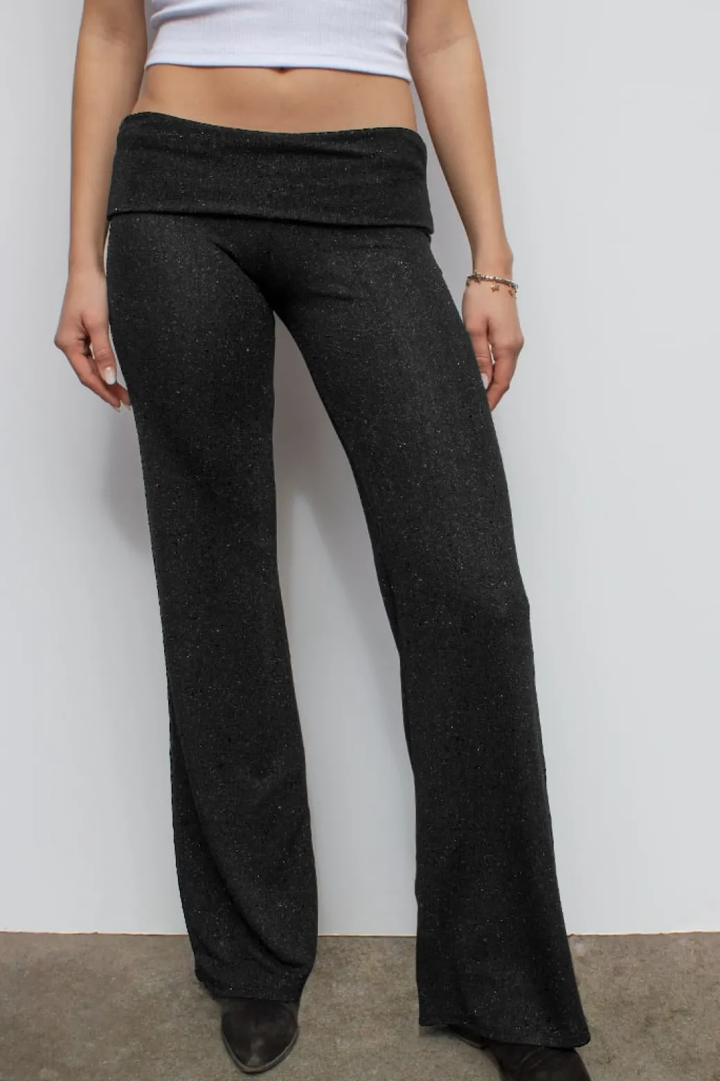 Pantalones con dobladillo