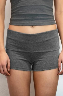 Shorts con dobladillo