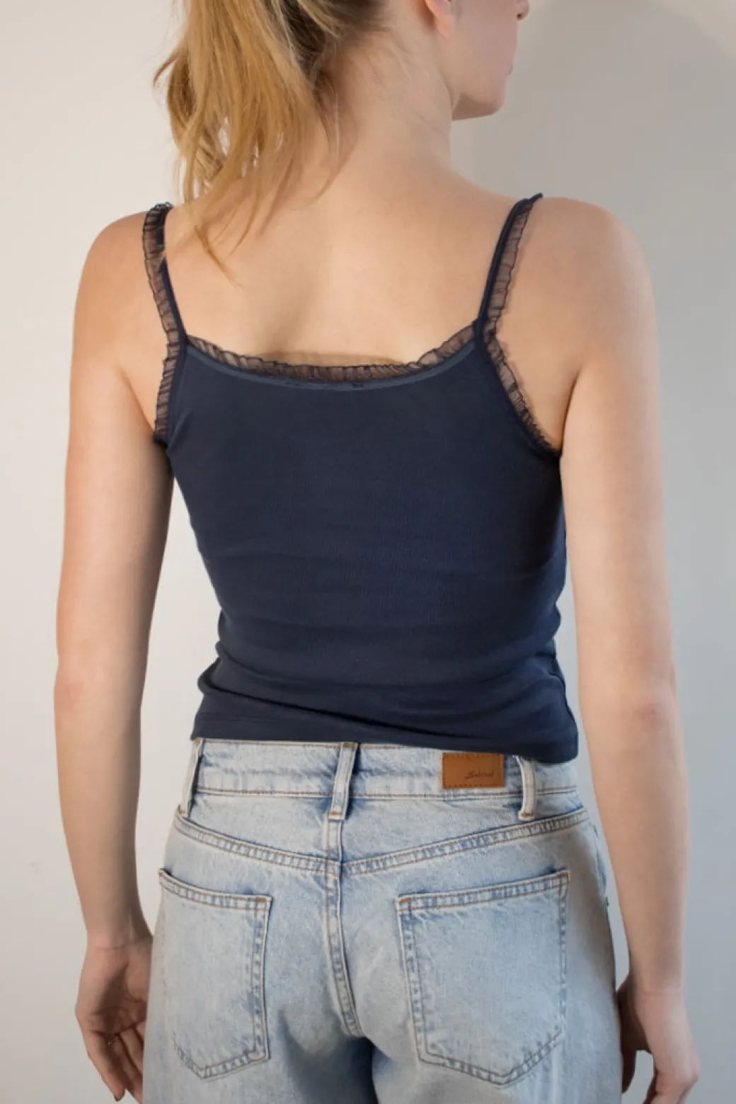 Tank top detalles de tul